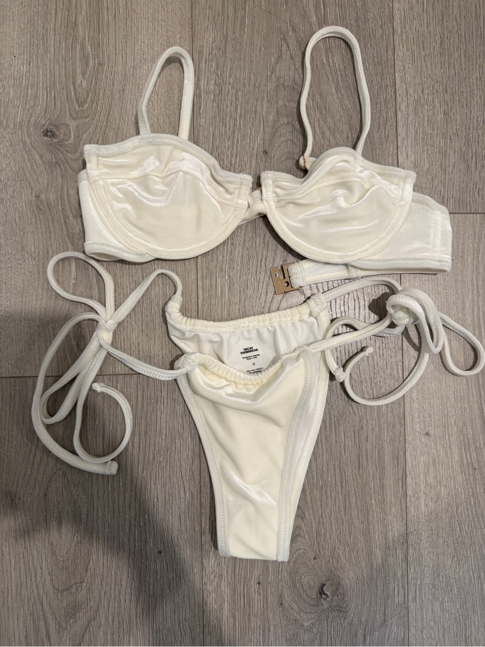 Women's ivory bikini